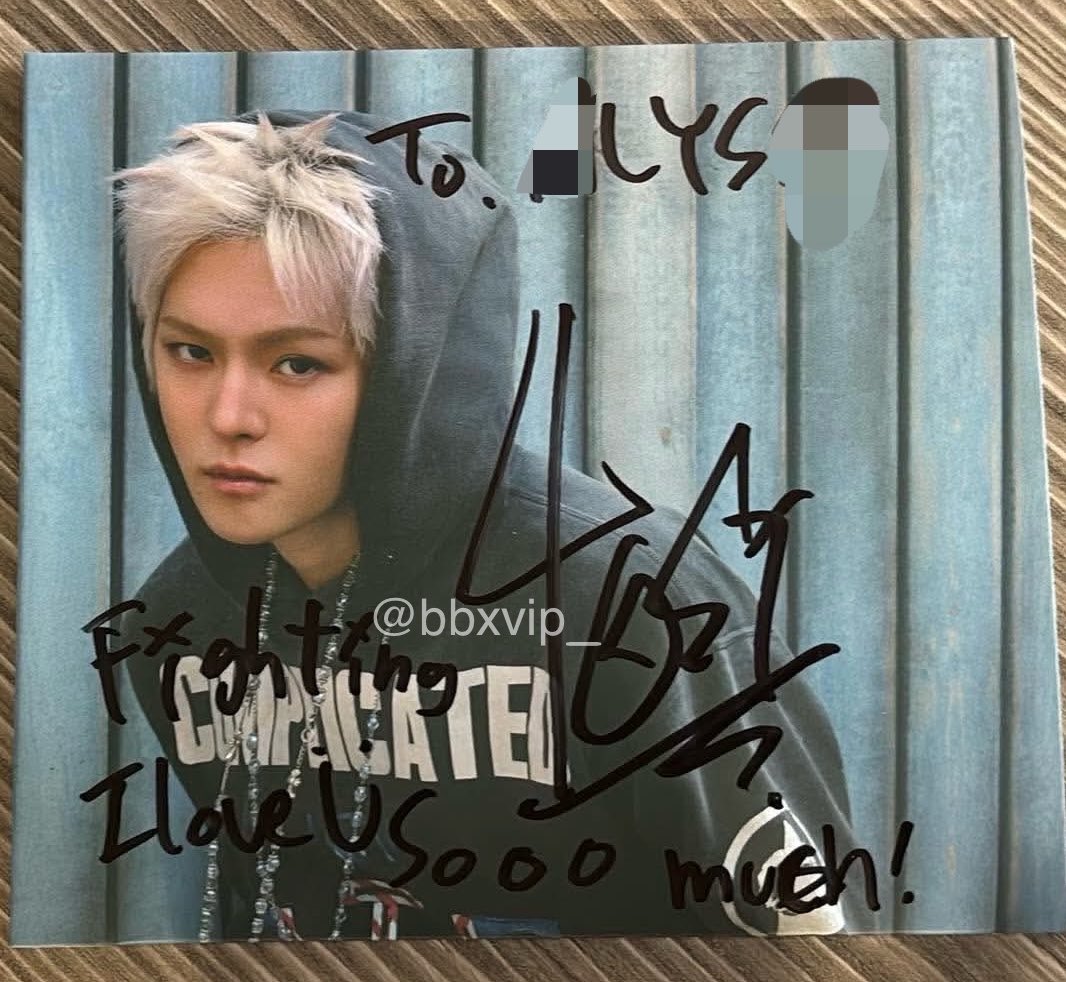 bbxvip_'s tweet photo. Wow, sooo much talaga, nak? 🥹 You have no idea how much comfort and happiness you give me. Thank you for always being you, Yoshi. Fighting lang lagi ang girly na ito. I love you so sooo much! 🥹🤍

#요시 #YOSHI https://t.co/l62arCoAv9