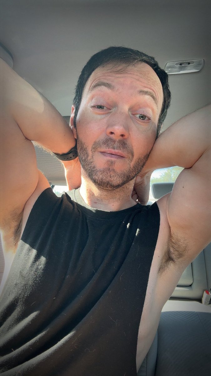 AnxiousGay tweet media