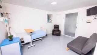 diarioelradarsv's tweet photo. ¡Potencia tu consulta médica en el mejor espacio! 🏥 En #ICAE cumplimos 14 meses ofreciendo instalaciones modernas, seguras y equipadas en la Col. Escalón para que atiendas a tus pacientes con la calidad que merecen. 🩺✨
@ICAESV https://t.co/EsG3tltz7o