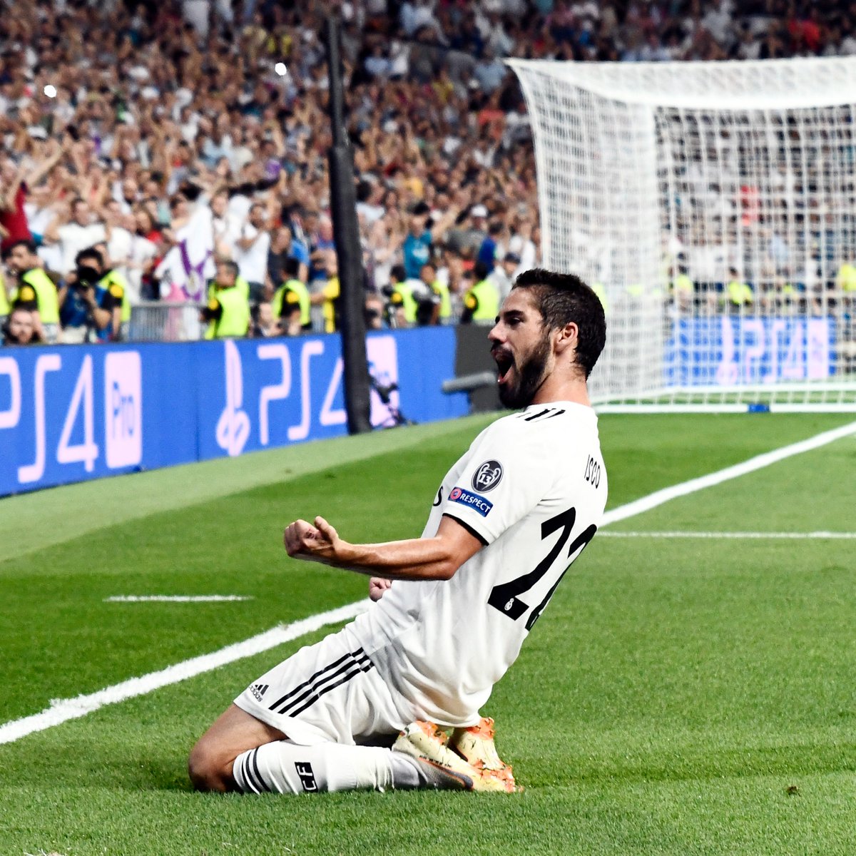 LigadeCampeones's tweet photo. 🗓 13 años de la presentación de Isco ⚪🏆

#UCL | @isco_alarcon | #OTD https://t.co/a6C2vhvje8