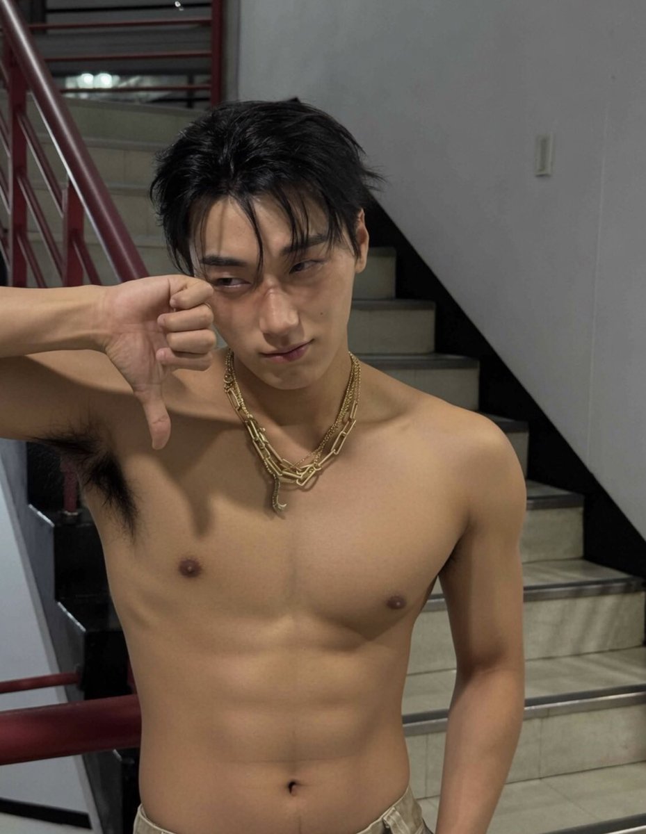 armpitslurp's tweet photo. https://t.co/iwO6QBYKht