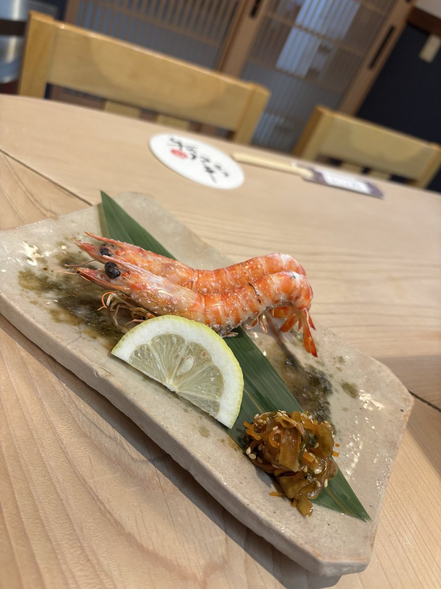 rgroup2006's tweet photo. 鮑バター😋
とうもろこしのかき揚げ
牡蠣バター
車海老の塩焼き
#食べ歩き #食レポ https://t.co/goLuflKYbt