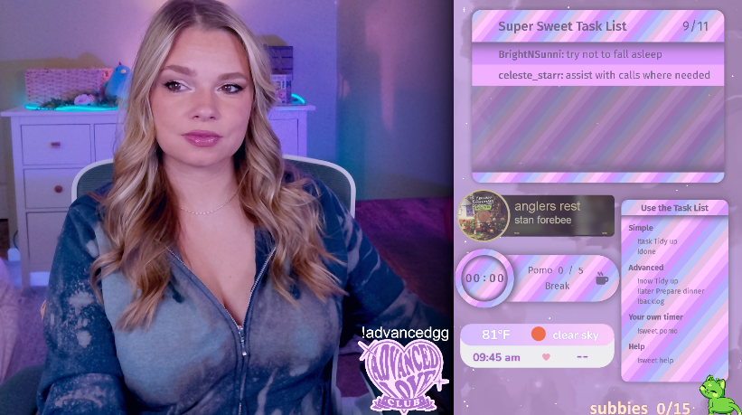 _Celestestarr's tweet photo. LIVE NOW!! Come by and work on your tasks with me while I work from home! 🧸 Later playing Voyagers of Nera ☁️

https://t.co/g2Z8h49edX https://t.co/v83xIZ1wfc