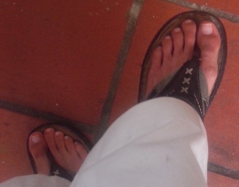 feetmodel156's tweet photo. Another kind of #sandals. #model #modeling #shoes #sandals #heels #highheels #footwear #foot #feet #barefeet #feetmodels #feetjob #feetnails #solesfeet #solesandtoes #soles #arches #archesfeet #archesandsoles #feetarches #toes #toenails #toenailspolish #toenails https://t.co/wUm0O9z4JB