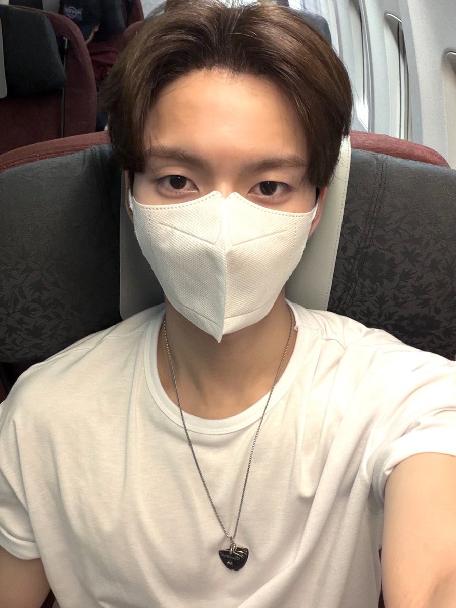odebbl's tweet photo. 💌
260702 7:08 PM ICT
260702 9:08 PM KST

📸📸
🦊 I'm on the second flight (cutely) https://t.co/3oLJjceU2S