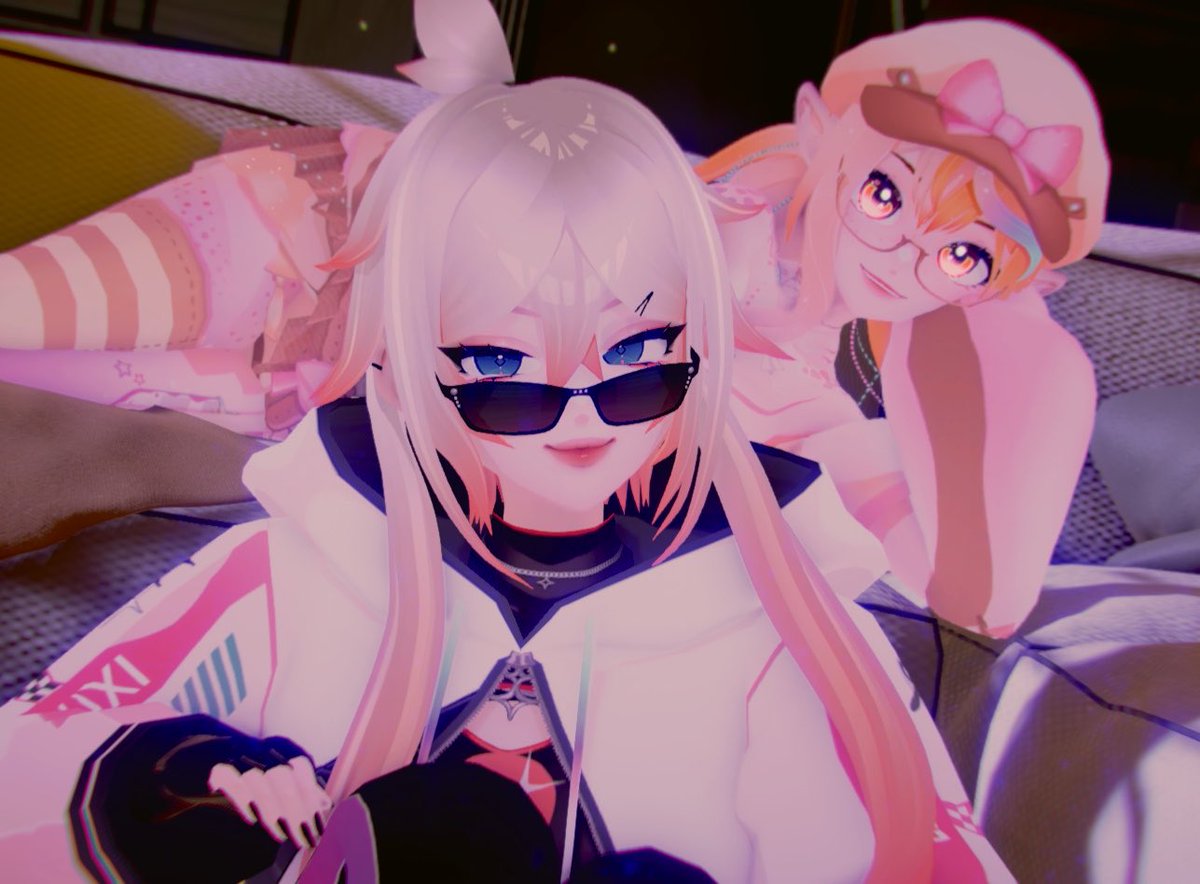 LUXIGUTZ's tweet photo. You got anyyy snacks owo ? Nom~ 

#vtuber #vsinger #vtuberEN https://t.co/rSp478KjXQ
