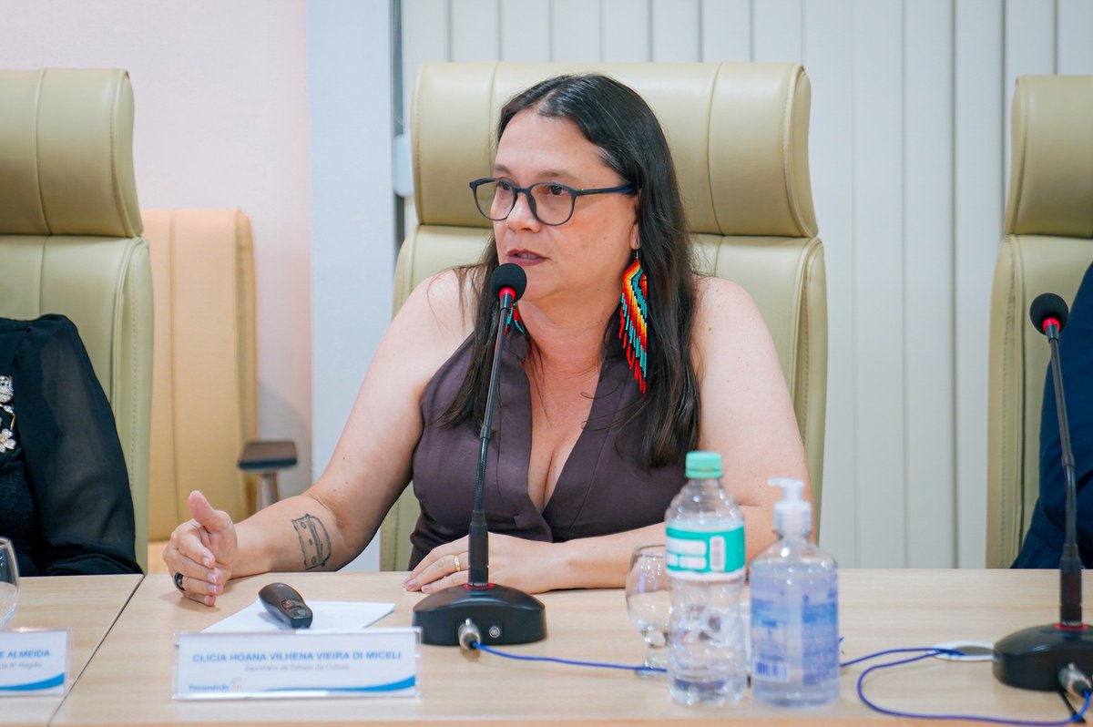 fecomercioap's tweet photo. 🔹 Fecomércio/AP realiza primeira reunião de Diretoria do mandato 2026-2030

👉 Leia mais: https://t.co/IndObbFrth https://t.co/cmj5rresZN