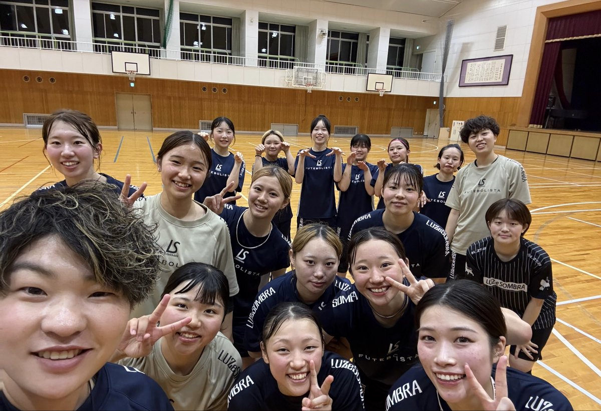 ki__ho03's tweet photo. 【TR⚽️🔥】

今日は良い形での得点が多く
見られましたぁー✨🥅

リーグ戦まで残り3日！！
良い準備をして、3連勝をつかみ取れるようONE TEAMで頑張ります！❤️‍🔥

応援よろしくお願いします😊

#福井丸岡RUCK https://t.co/EZ3ma9qs1N