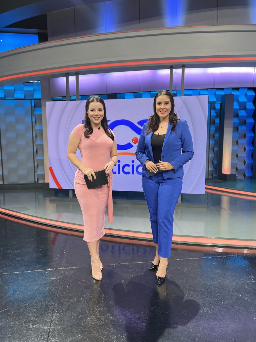 tcsnoticias's tweet photo. #TCSN | Gracias por informarse con TCS Noticias.☀️

Cada mañana, Mishelle y Ericka les llevan toda la información más importante del país y el mundo.📺🌎 https://t.co/EmoGh8tNKc