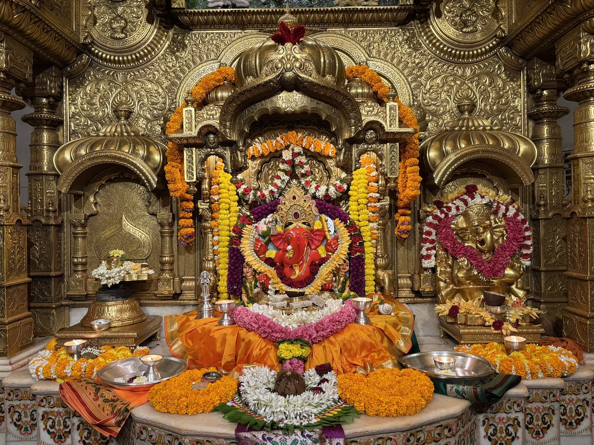 SVTMumbai's tweet photo. 🙏 गणपती  बाप्पा मोरया 🌺मंगलमूर्ती मोरया 🙏०२/०७/२०२६
🙏Ganapati Bappa Moraya 🌺 Mangalmurti Moraya  🙏02/07/2026 https://t.co/MjEnNwbsGf