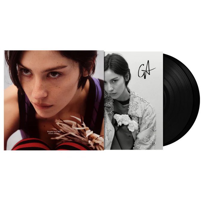softmilkbutter's tweet photo. pre - order ⁺◟✿ #orderwithsoft

Gracie Abrams - Daughter from Hell 
Signed CD &amp; LP

ᐧ༚̮ᐧ จ่ายรอบเดียว ส่งกลับแอร์ 10-14 วัน
♡ VINYL 1 LP 2650-.
♡ CD 1250-. 
🚗 ค่าส่ง 100-.

 #แผ่นเสียง #ตลาดนัดสากล #ตลาดนัดgracie https://t.co/JKAeKVB2Oq