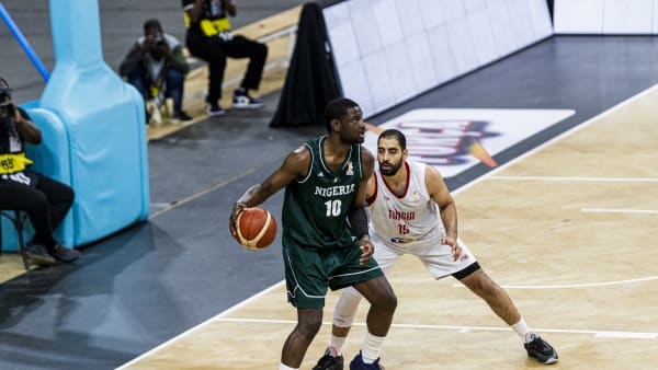 uch3_D_Fanatik's tweet photo. Chimezie Metu vs Tunisia: 

17 PTS 
7 REB 
2 AST
1 STL 
3 3PM 
54% FG 

Led Nigeria in scoring alongside Ike Iroegbu. 

Welcome back Metu! https://t.co/0RDq7IGFJB