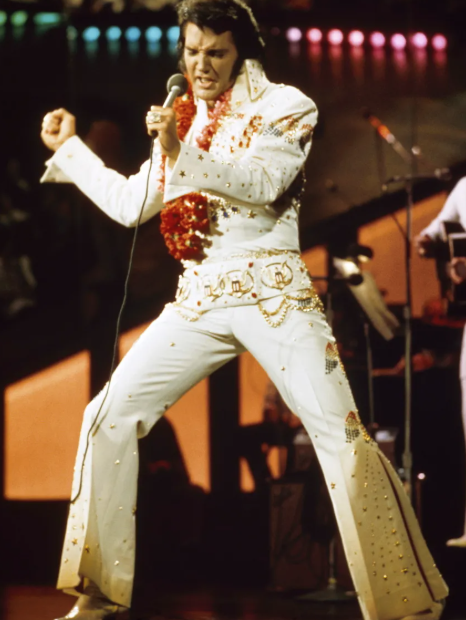 cmutsangya's tweet photo. Elvis Presley was played by Austin Butler in the movie Elvis (2022). https://t.co/lZ0DpQDmSl