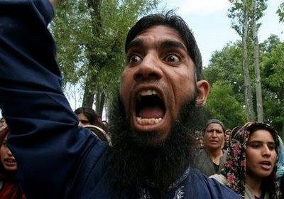 NeedStepSis01's tweet photo. Justice should be equal for all.

The guy below is also a victim of the Indian Army. His sister was killed, and he protested against it. This photo was taken at that exact moment, and the expression of despair on his face is now being used as the Islamic face. https://t.co/8M7XJyngzN