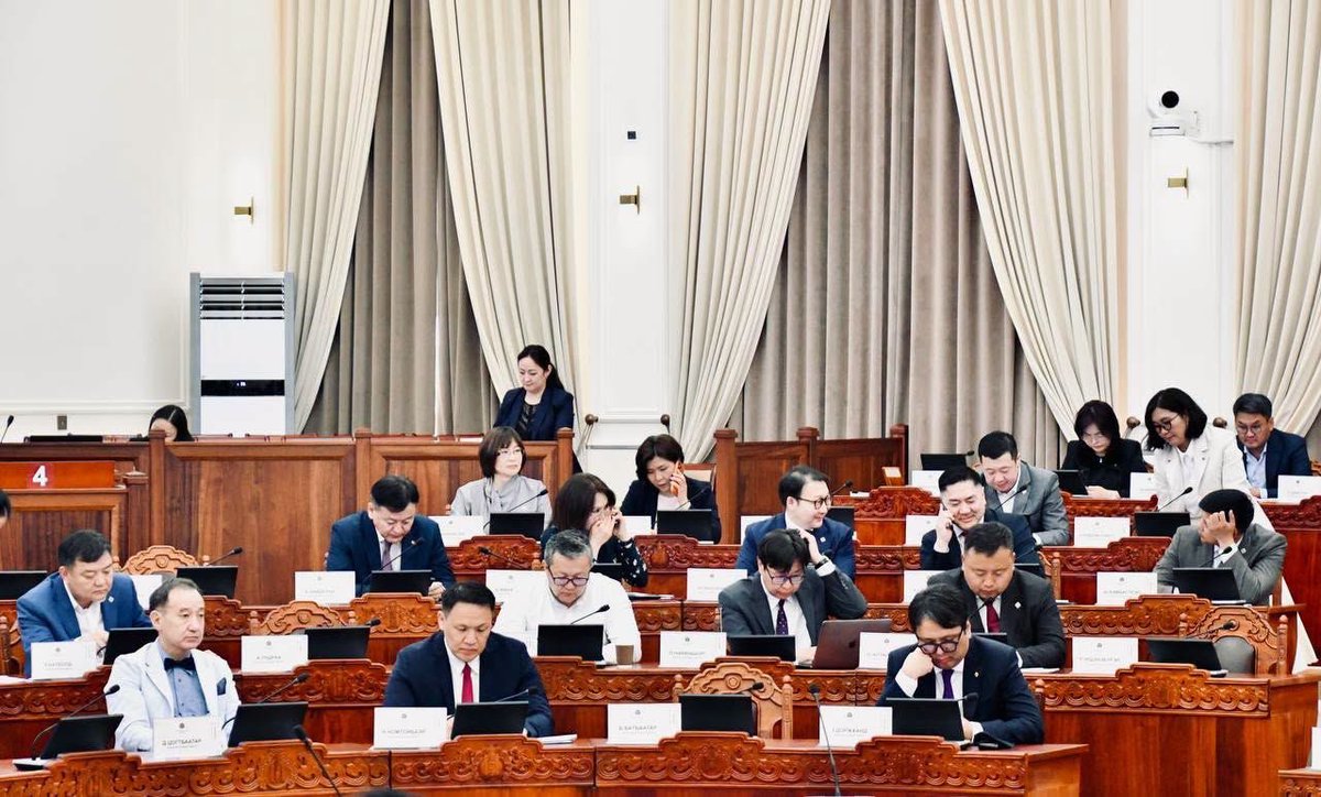 DeputyPMmon's tweet photo. 🇲🇳ХӨРӨНГӨ ОРУУЛАЛТЫН ХУУЛЬ БАТЛАГДЛАА

https://t.co/hkncgyFDP2 https://t.co/tAQzQbAk3q