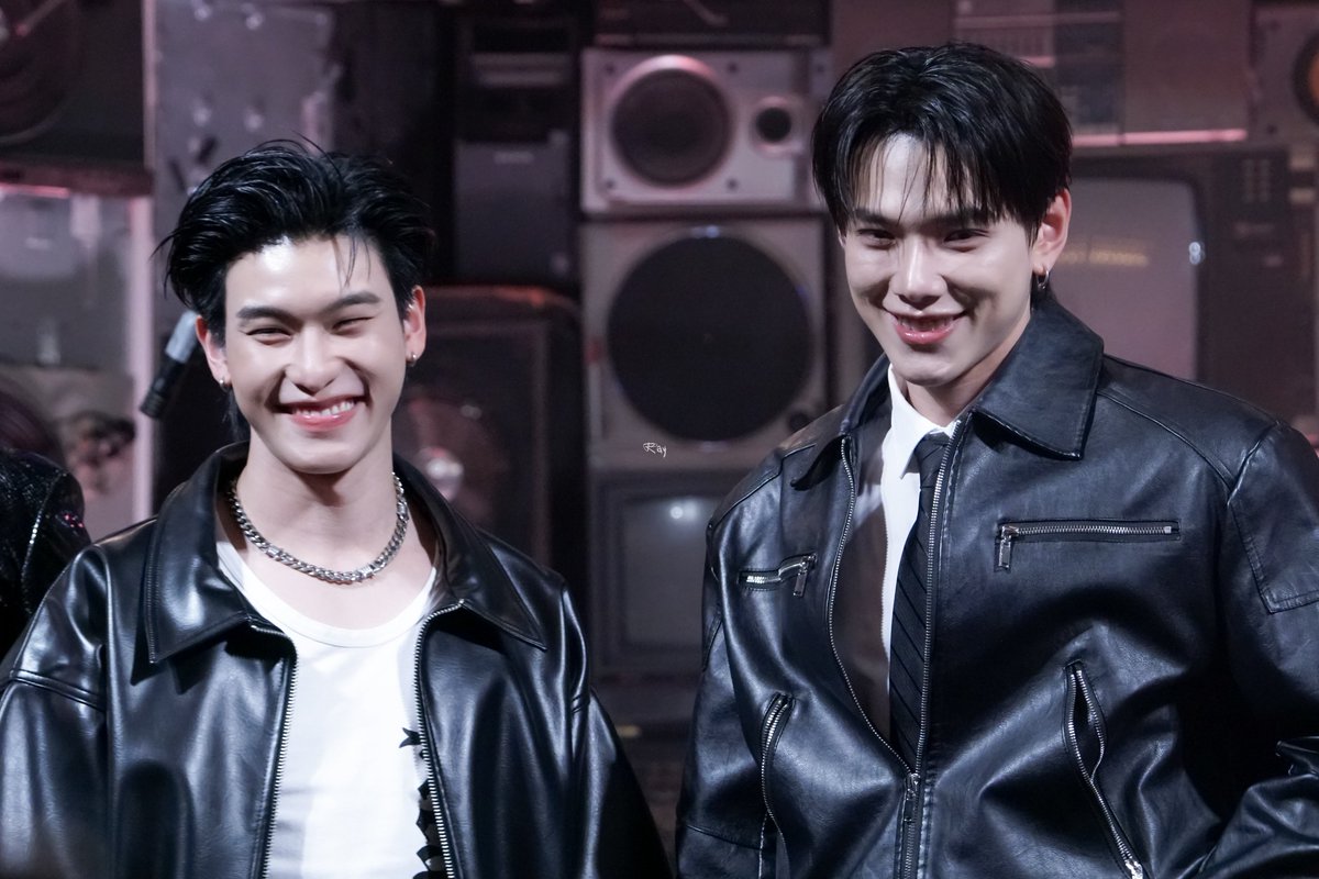 RayDaSinner's tweet photo. จะยุคไหน ธีมอะไร คู่นี้ก็เหมาะสมกันที่สุดดด~

1981STUDIO X OUROAD 
#1981SoulandSoldxDaouOffroad
#ต้าห์อู๋ออฟโรด #DaouOffroad
@oueiija @TOTOGABACK 
#raypix https://t.co/b1gLXgO3Un