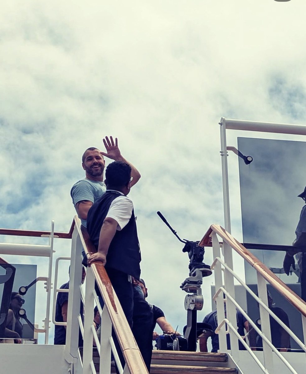 ShayneWardArmy's tweet photo. More behind the scenes of series 4 🎬🛳️ https://t.co/SsnYw6Yiim