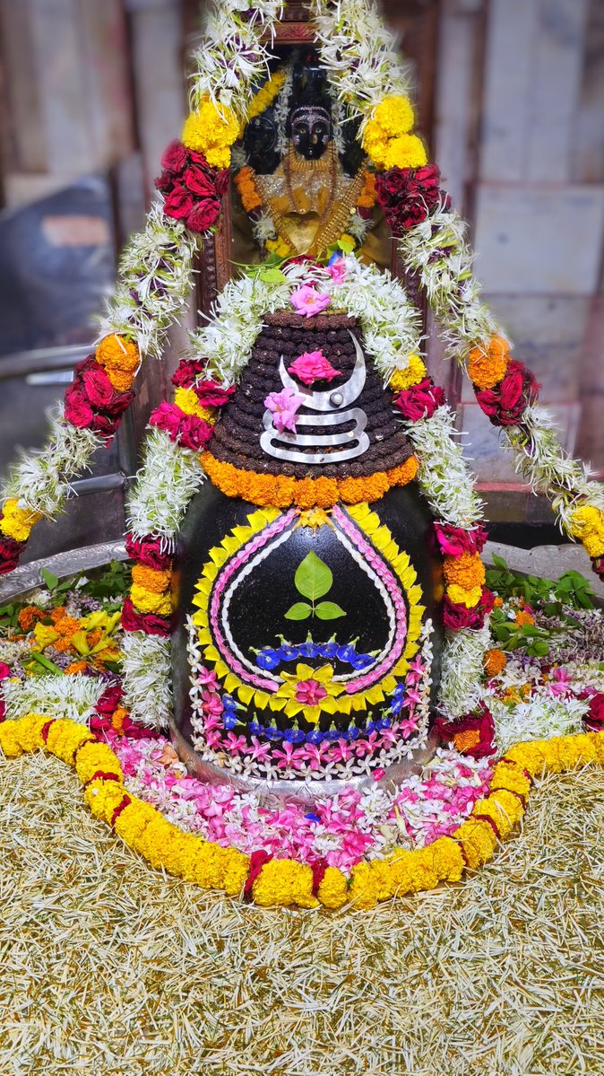 Somnath_Temple's tweet photo. श्री अहल्याबाई मंदिर, प्रभासक्षेत्र - गुजरात (सौराष्ट्र)
दिनांक: 02 जुलाई 2026, ज्येष्ठ कृष्ण द्वितीया - गुरूवार
07269849
#somnath #mahadev #shivji
#bhakti #somnathlivedarshan #somnathtemple #JaiSomnath
#SomnathSwabhimaanParv https://t.co/84L3r8RAKm