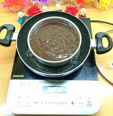 RasoiJxnRecipes's tweet photo. 🍫 Sirf 3 ingredients mein ghar par banaao soft aur tasty Oreo Cake - bilkul aasaan tarike se! 😍✨
No oven, No egg needed. Pure chocolatey swad! ✅Birthdays, parties har occasion par perfect! 🎊Full recipe 👇 https://t.co/kuFCN6969B
#OreoCake #EasyDessert #RasoiJunctionRecipes https://t.co/bJOAUelAWN