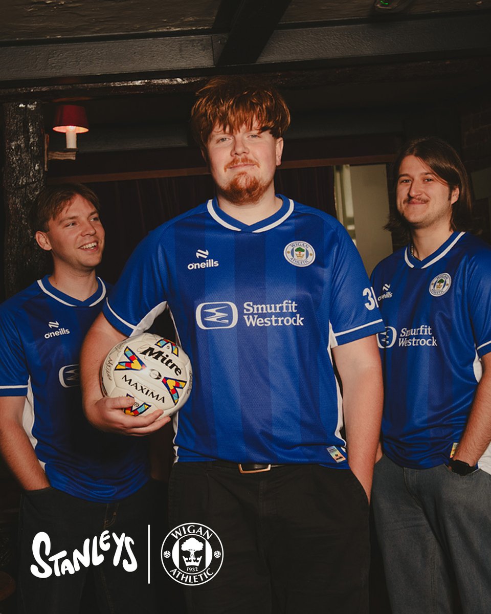 LaticsOfficial's tweet photo. 🤝 Thank you to the @Stanleysband_ for starring in our 2026/27 Home Kit launch, and to the John Bull Chophouse for hosting us!