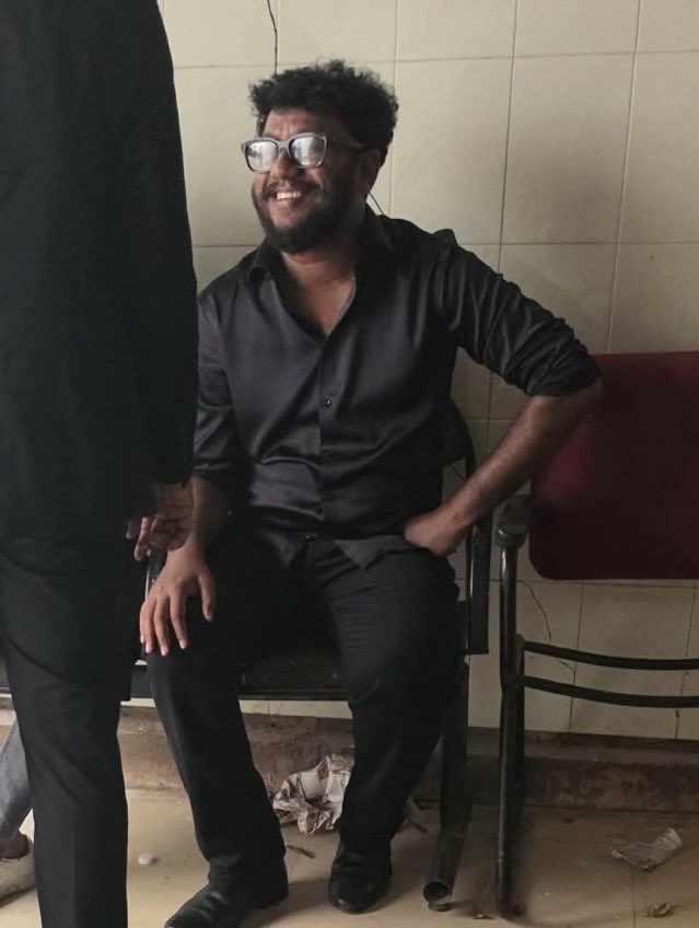 JrPeriyar's tweet photo. Make hundred cases dear @PawanKalyan the smile Ravan has 
will hunt you life long for the guilty ,using 
the political power for vengeance!
He win the battle against your insecure ecosystem 🔥 https://t.co/HcN20Azi6N