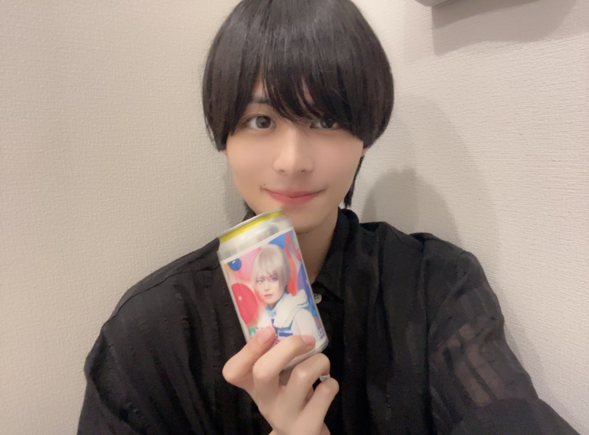 mae__amule's tweet photo. 配信ありがとうございましたー‼️
色んなお話楽しかったよ✨️
またみんなのお話も聞かせてね😸

ピルクルごめん
 #森永アイス https://t.co/UUWSPzEm3d