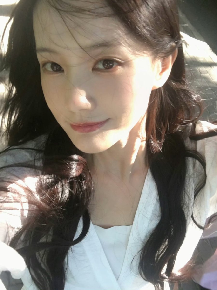 Looog906's tweet photo. 이 셀카천재 누구야 https://t.co/g8wAR0sNv3