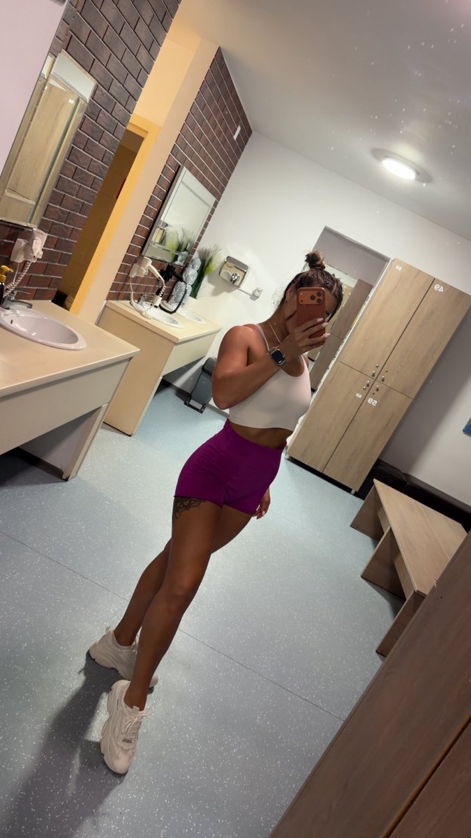 DevisMellisa's tweet photo. Gym 🤍 https://t.co/EHWRgXW8PE