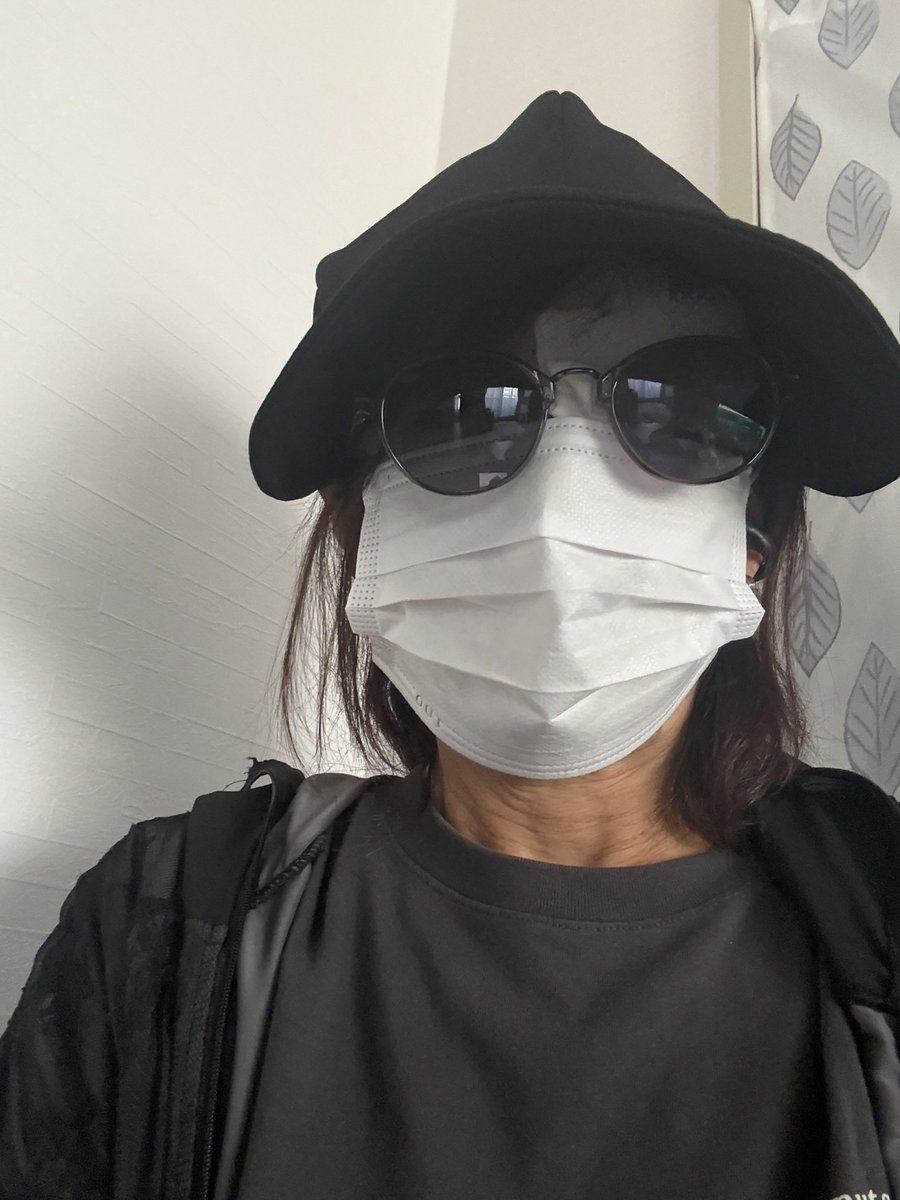 cinderellaran's tweet photo. 2026年後半戦に突入

前半にはまさしく「戦」があった
我が家deジプシー生活
キッチンが居場所&amp;PC作業場
“禁”酒、洗髪、運転、化粧、etcな日々

できたじゃん、私🙌

後半戦、まず何から挑もうか🤔 https://t.co/DmH8TjBrMB