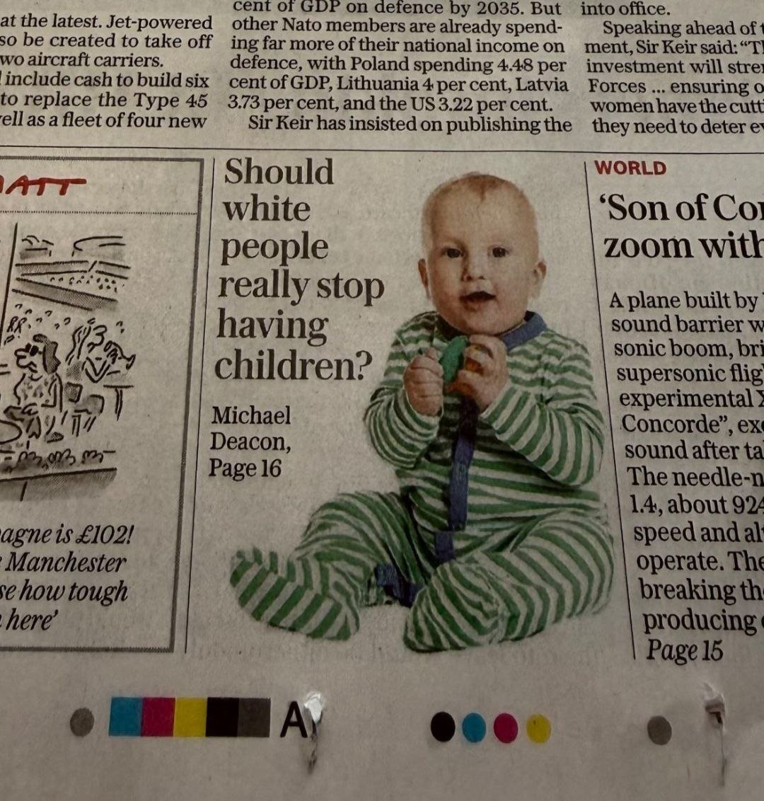 Bel31278Andres's tweet photo. ‼️🚨Último número del periódico británico *The Telegraph*.
¿Deberían los blancos dejar de tener hijos?😡🤧
#WhiteLiveMatters https://t.co/0gdpM9OVUp