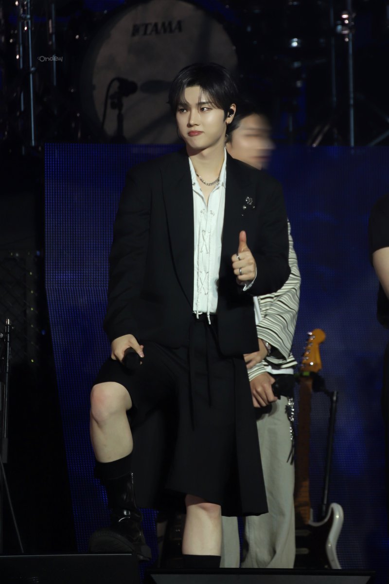 온듀🜸 tweet media