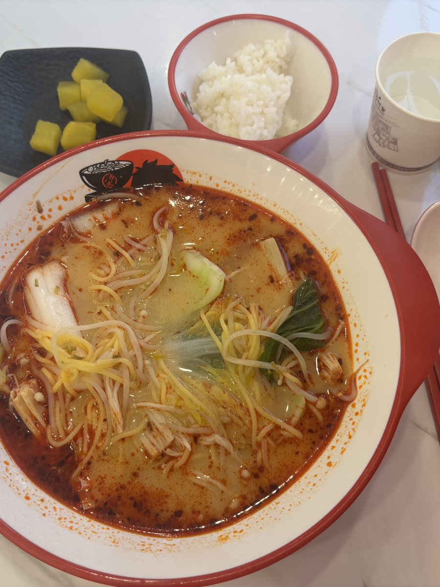 muktoday's tweet photo. 육회비빔밥
순대국밥
오모리김치찌개라면, 삼각김밥
마라탕, 밥 https://t.co/BPxHO4wcJj