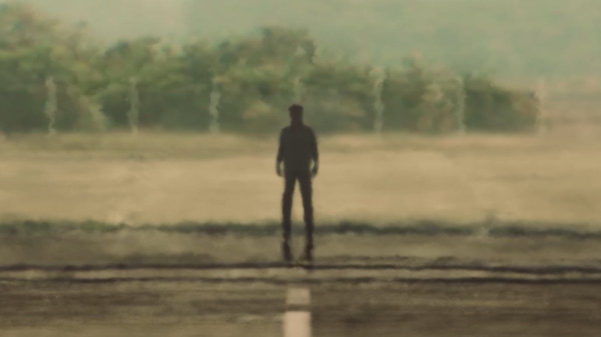 SonOfMookkaiyan's tweet photo. No need to show his face
His silhouette is enough to make kakaas to cry

Cry more https://t.co/bMb4zZ3sE4