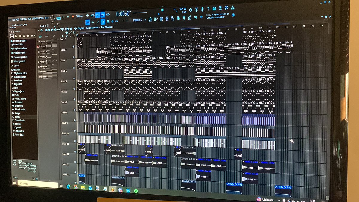 VegethAfton's tweet photo. Iโve been cooking up something for this month :)
#fnaf #song #fnafsong #nerdcore https://t.co/vPHTHoPsVj