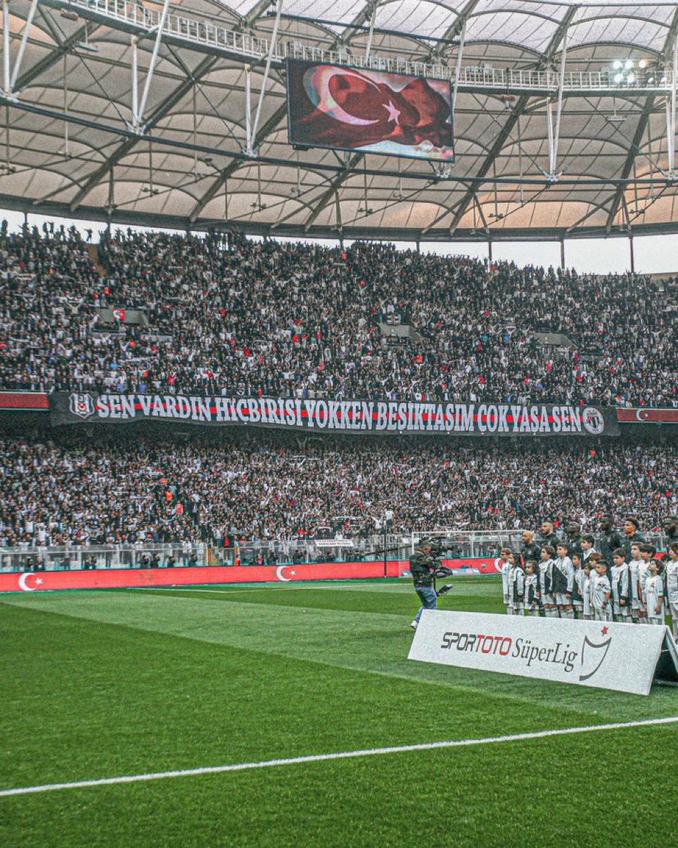 archivebesiktas's tweet photo. sen vardın hiçbirisi yokken beşiktaşım çok yaşa sen https://t.co/TEM9vRLOnI
