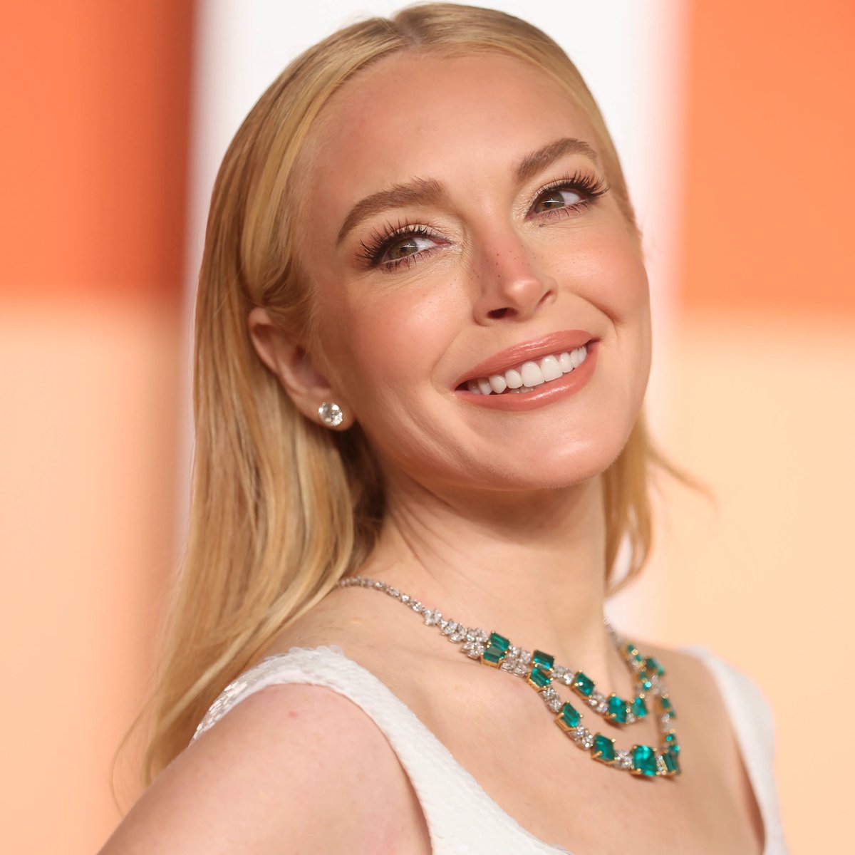 nom0leste's tweet photo. 🎂Hoy cumple 40 años Lindsay Lohan https://t.co/m52kVslrq9