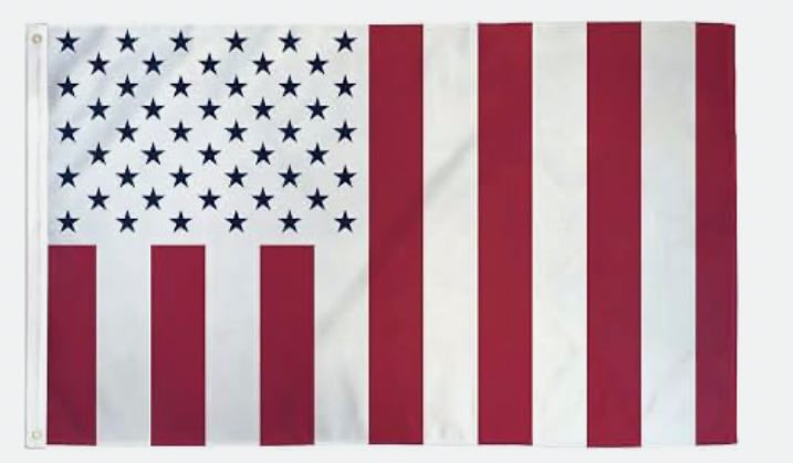 BrandoIncognito's tweet photo. SCAVINO POSTS THE US FLAG VERTICALLY. 

VERTICAL STRIPES = PEACE ✌🏻 FLAG https://t.co/Qe74fOzQ4M