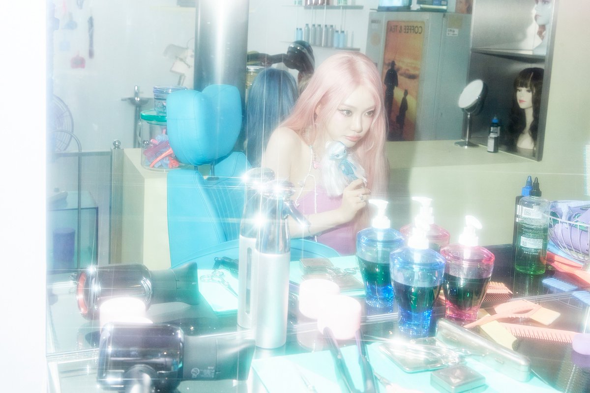 aespa_official's tweet photo. aespa 에스파 'KISS N TELL' #NINGNING

aespa 에스파 The 1st Japan Mini Album 〖KISS N TELL〗
➫ 2026.07.24 0AM (KST/JST)

💿Pre-add&amp;save
https://t.co/79G5HWs2XB

#aespa #æspa #에스파 #エスパ
#NINGNING #닝닝
#KISSNTELL #aespaKISSNTELL https://t.co/FrHhPFDoUX