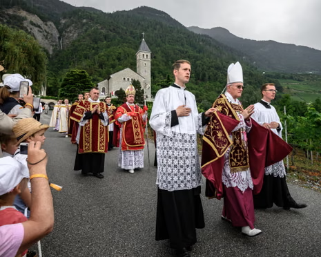 Vietsnow1's tweet photo. While I am not an insider of SSPX, I hope in good faith we can find reconciliation. In defiance and ideological self-idealization, not in God's truth and spirit and in His communion with the Saints, we find none. 

I pray that God will guide you, as He guides us. https://t.co/sFHToHcIlj