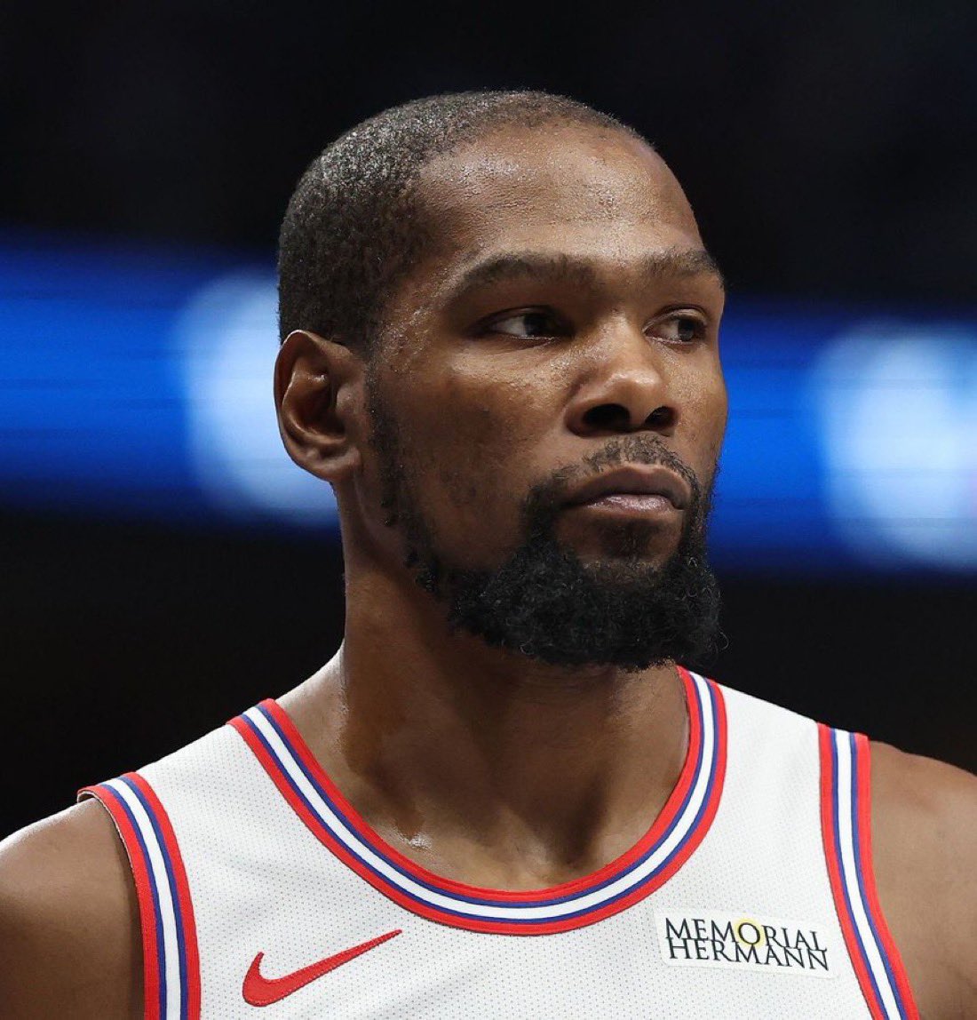 Fullcourtpass's tweet photo. There were talks of the following BLOCKBUSTER trade happening, per @BrettSiegelNBA 

Pistons receive:
Kevin Durant

Celtics receive:
Alperen Sengun

Rockets receive: 
Jaylen Brown

Various picks were also involved but the Rockets ultimately killed the deal https://t.co/kVRyKssKRD