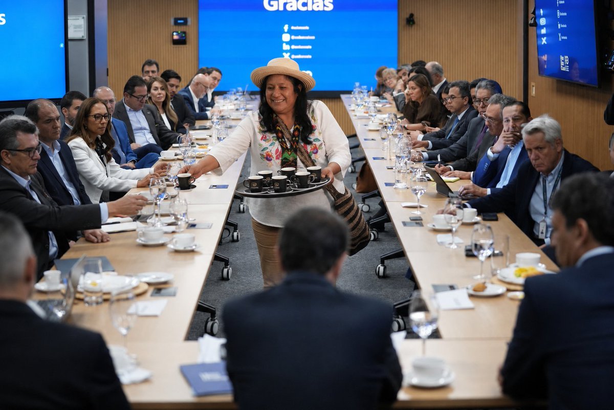 _Matr3rO's tweet photo. Si Aída Quilcué hubiera sido vicepresidenta: https://t.co/gi1XKUHq8d