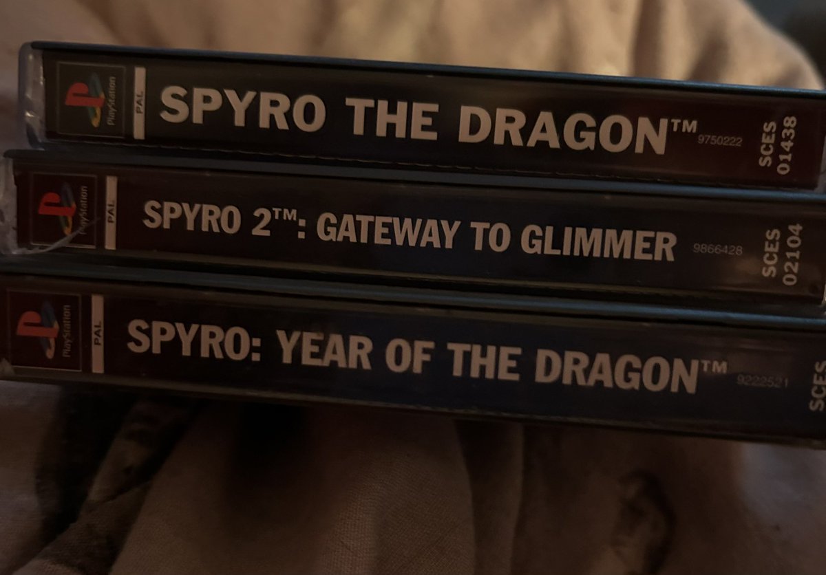 theglampyre's tweet photo. my holy trinity https://t.co/aIhcYdL323