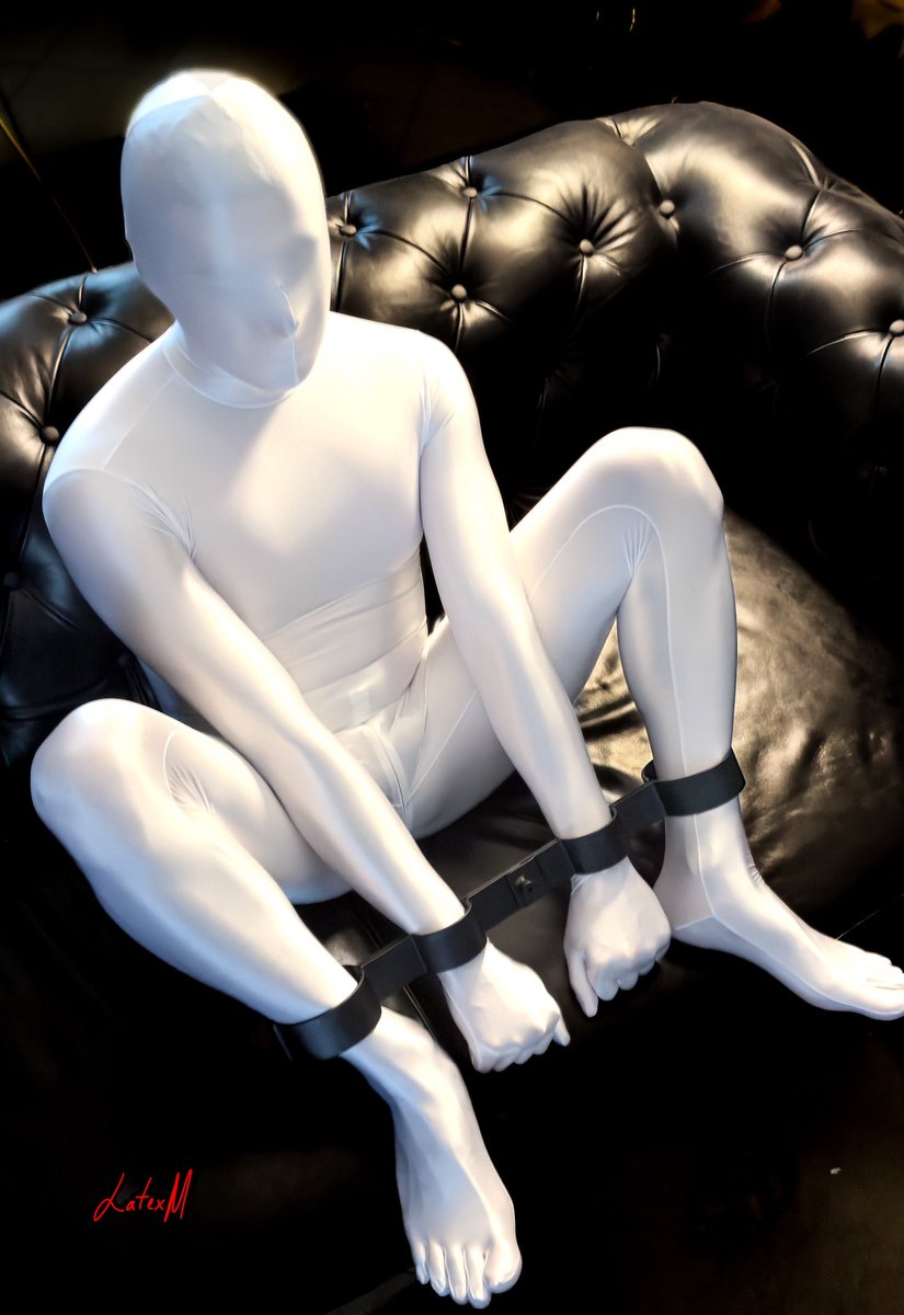 latexmxm's tweet photo. Restrained in zentai https://t.co/Mda5Ks1pZN