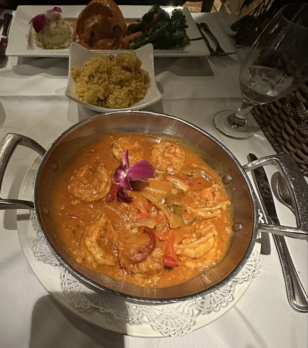 agentpinkk's tweet photo. i love food https://t.co/Nwxk6aiP9G
