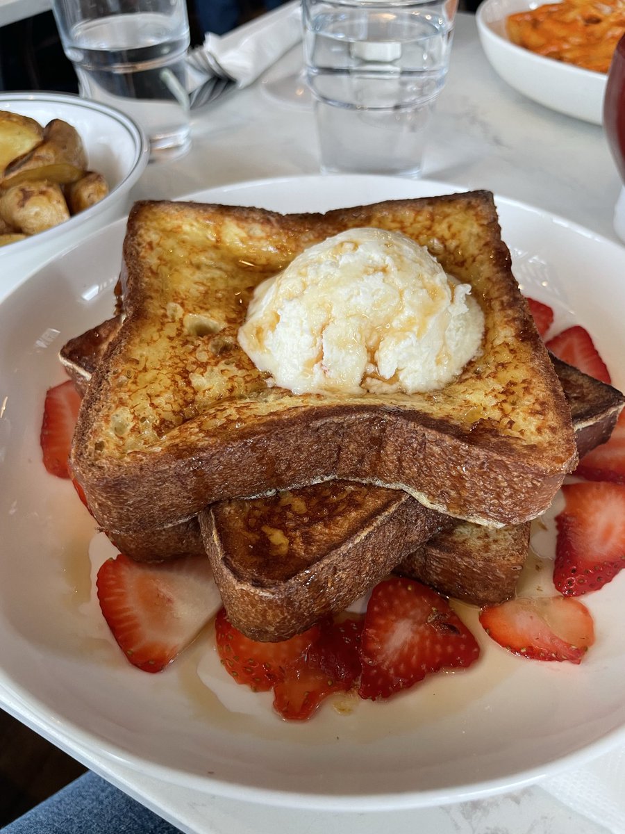 agentpinkk's tweet photo. i love food https://t.co/Nwxk6aiP9G