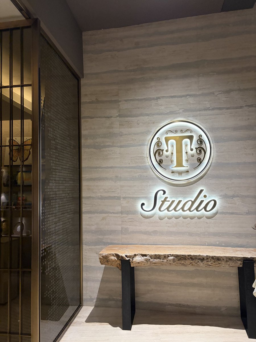 Isluckyethan's tweet photo. 探店餐厅：Trèsind Studio
location：St. Regis Gardens Entrance B - The Palm Jumeirah - Dubai 
评价：The restaurant has a very nice environment. https://t.co/DhsulWmjKu