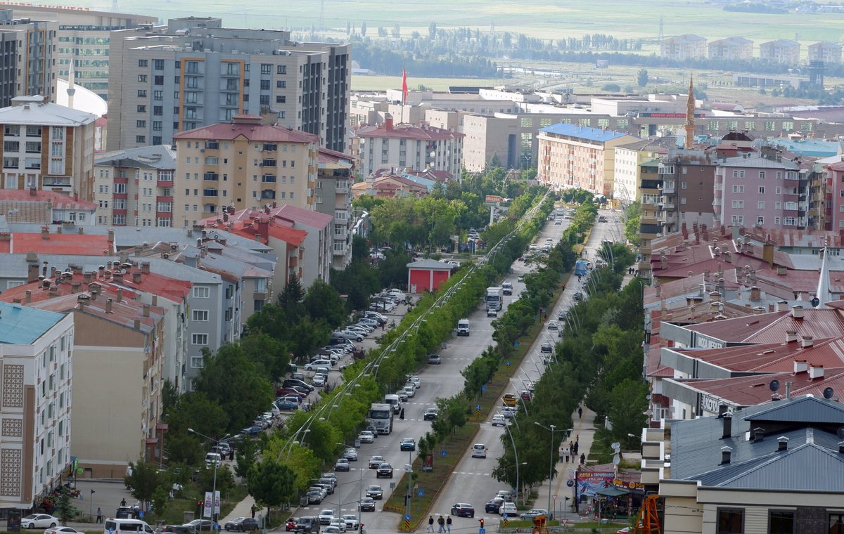 nihatcan25's tweet photo. Bir yudum #Erzurum https://t.co/aFYyeMPrrB