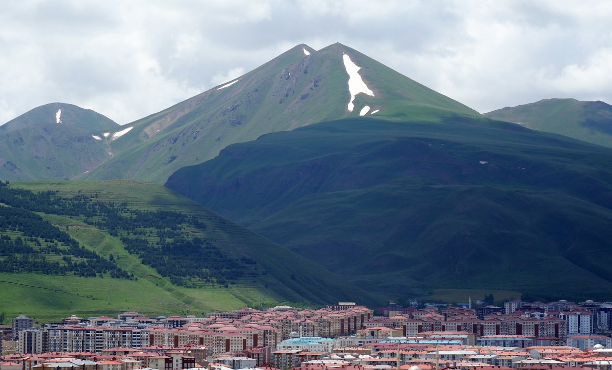 nihatcan25's tweet photo. Bir yudum #Erzurum https://t.co/aFYyeMPrrB