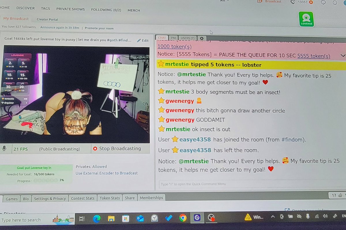 BtchdwnthBlck's tweet photo. We don't just do sex things in my cam room, we play games and troll viewers 🤣 
Do you prefer pictionary or hangman? 
Live tonight at 7pm on @ChaturbateCams0 https://t.co/ujpMUYbvMx