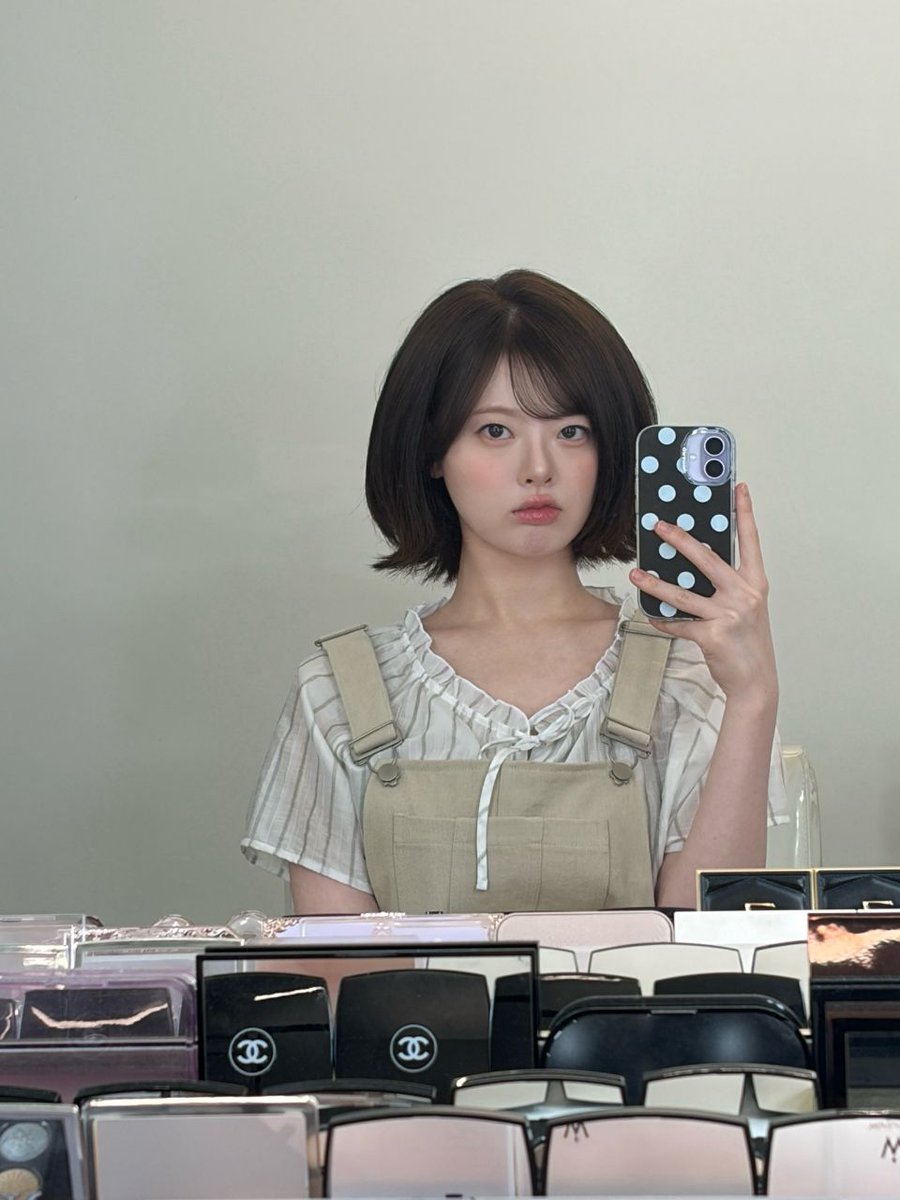 BlueBettle1366's tweet photo. Sua and Ryujin hairstyles are kind of similar https://t.co/7p89oi4D0L